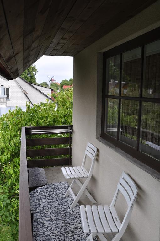 Paerna Guesthouse & Apartments Kuressaare Exterior foto